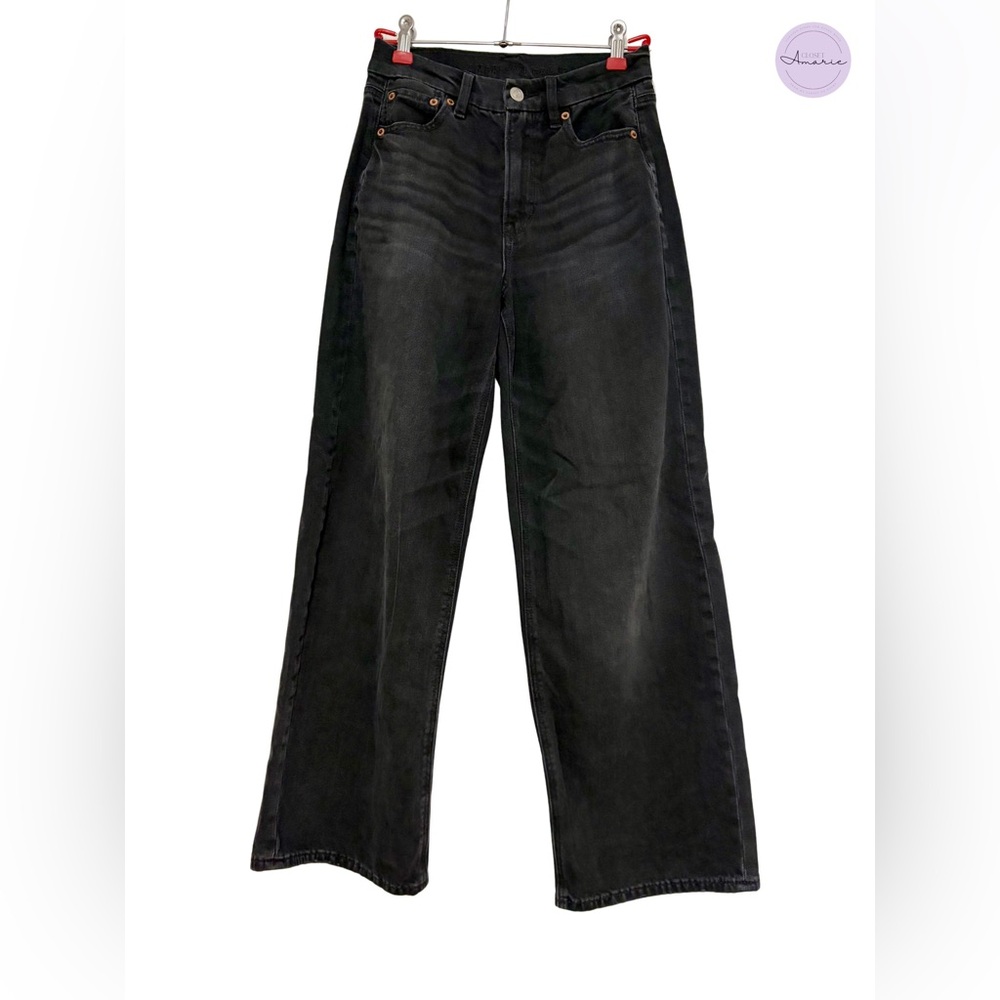 American Eagle Curvy Super High-Rise Baggy Straight
